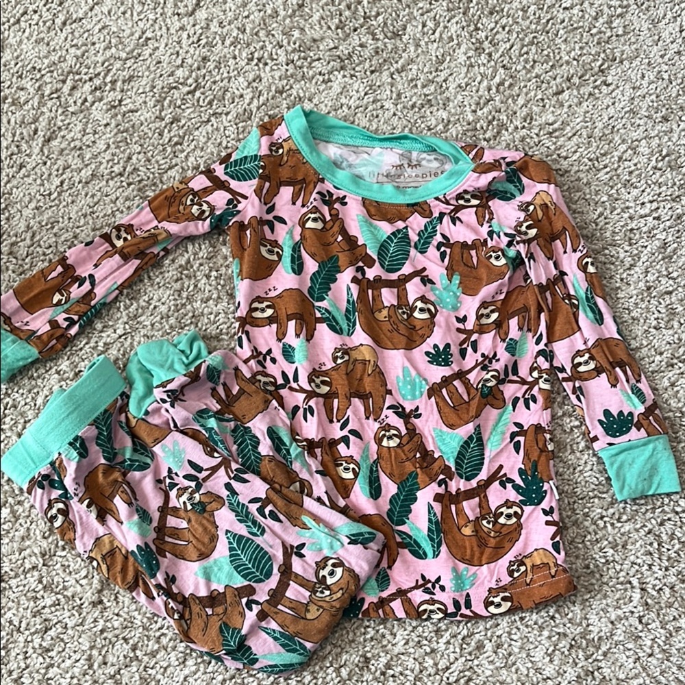 Sloth Print little sleepies Pajamas - Pink and Green